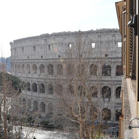 Colosseum Corner Рим Экстерьер фото