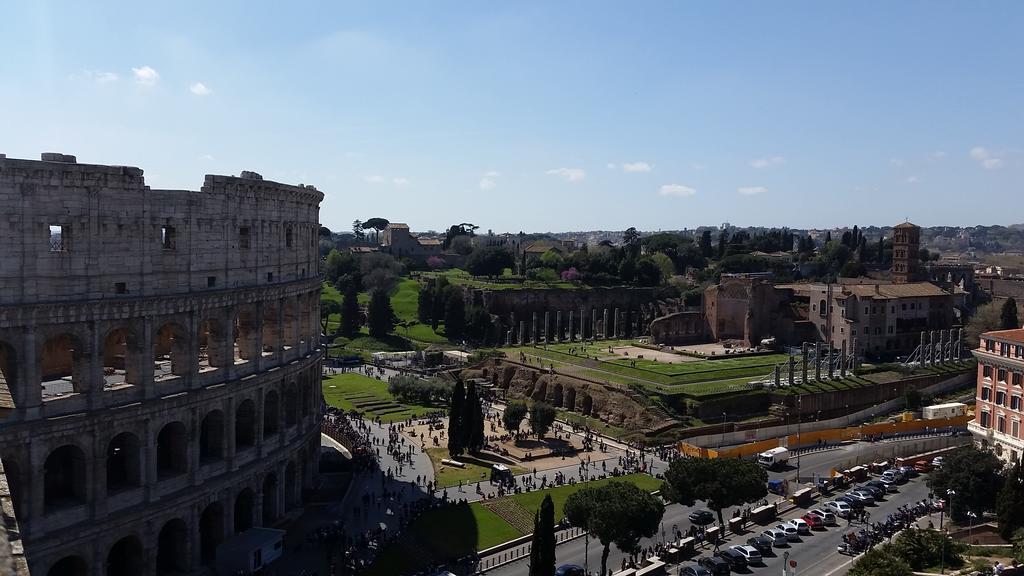 Colosseum Corner Рим Экстерьер фото